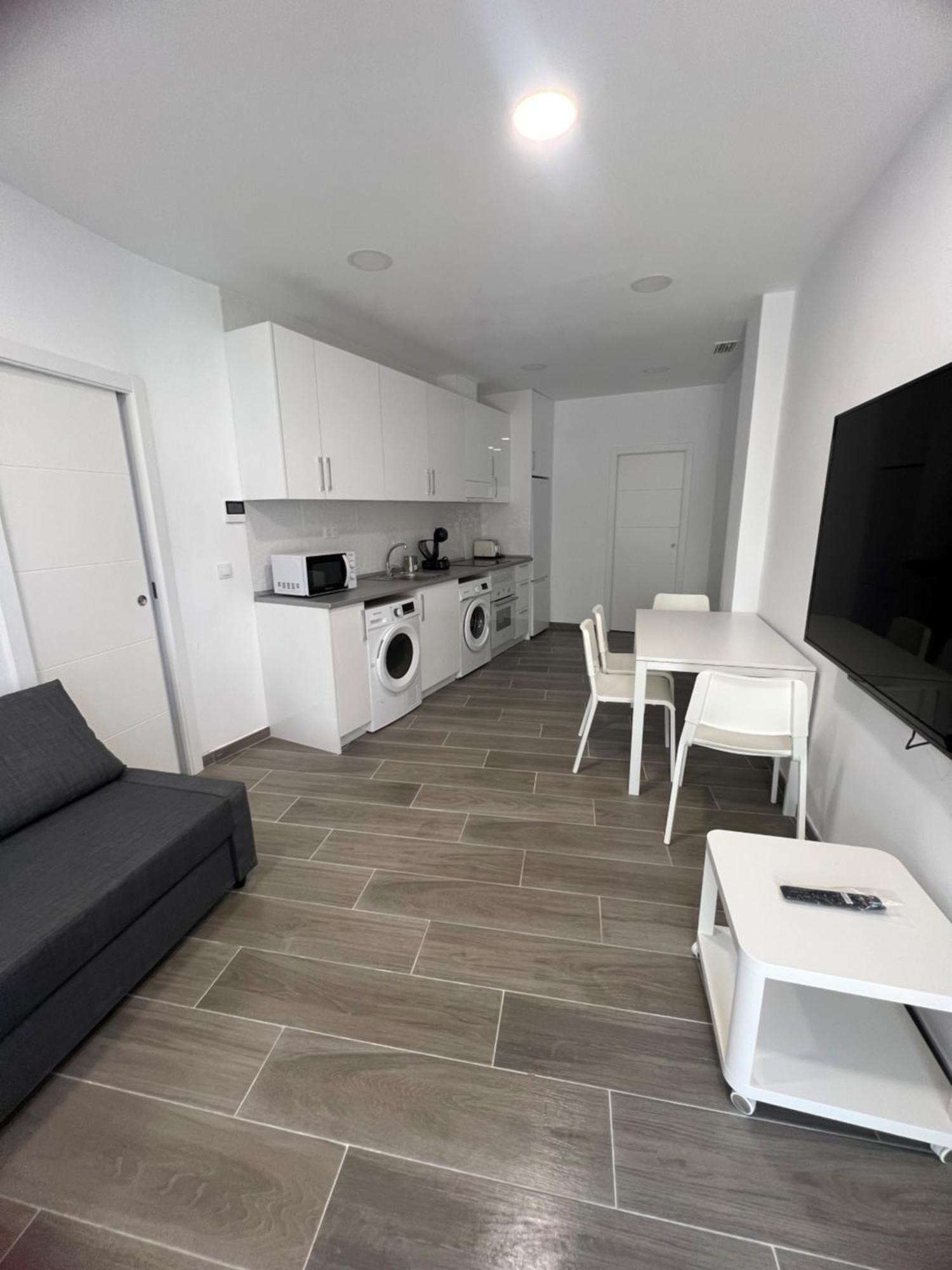 Apartamentos Montalvo Metropolis C トレモリノス エクステリア 写真